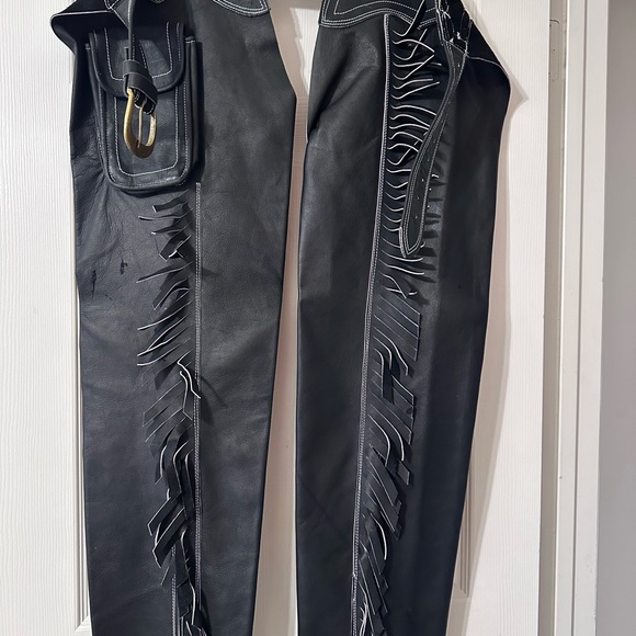 #96 Black Leather Riding Chaparreras - Picture 4 of 13